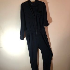 Long sleeves front zíper jumpsuit
